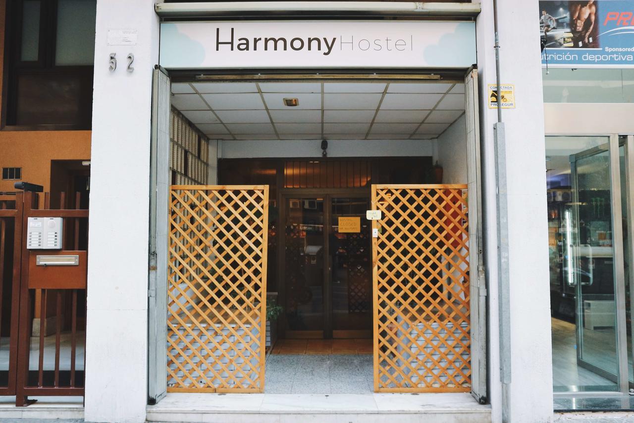 Harmony Hostel Barcelona Buitenkant foto